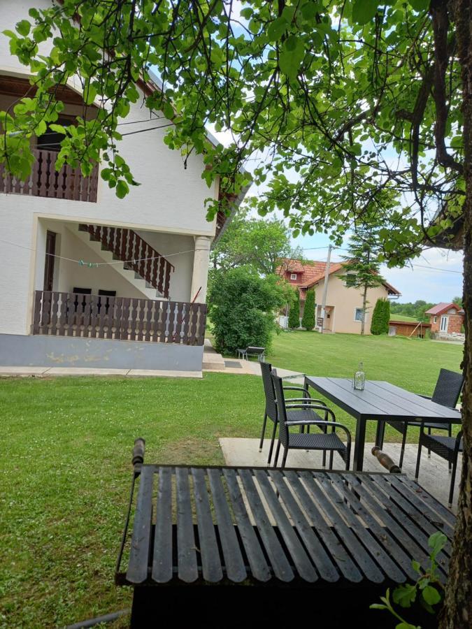 Apartman Filip Apartamento Smoljanac Exterior foto